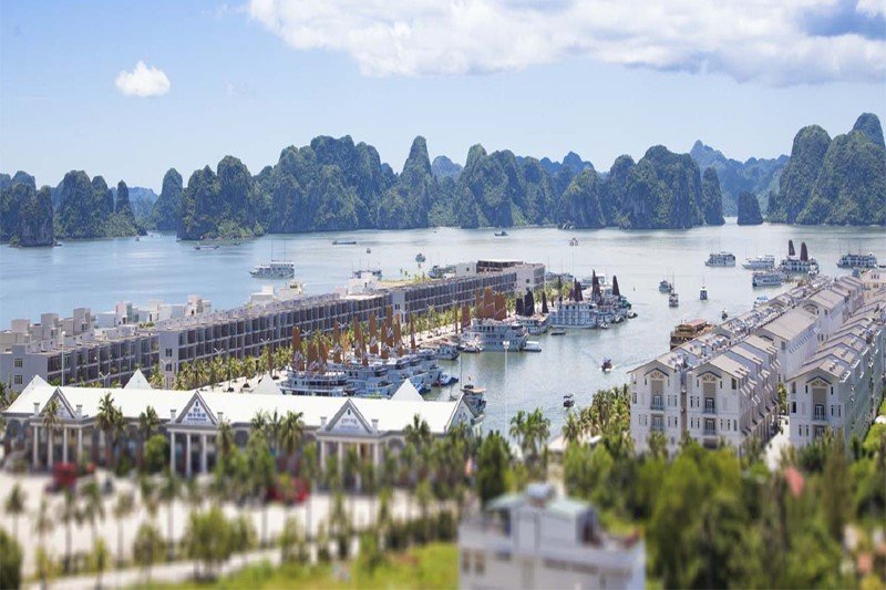 Đại gia Hà Thành bỏ 60 tỷ mua biệt thự biển Hạ Long Đại gia Hà Thành bỏ 60 tỷ mua biệt thự biển Hạ Long