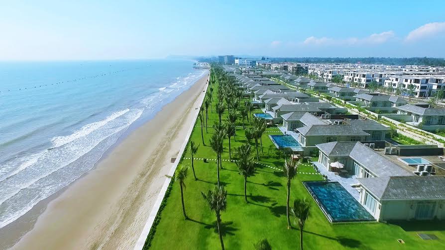 Buôn nhà đất 2 năm bằng lương 15 năm thạc sĩ