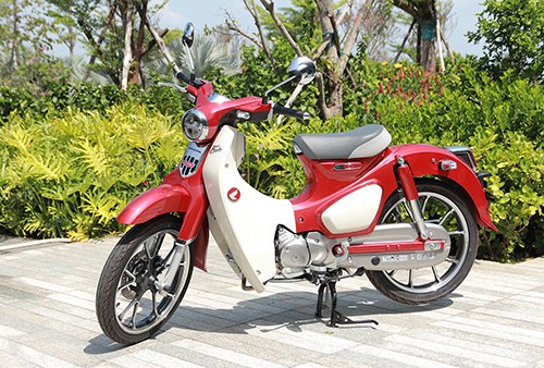 Xe cỏ một thời nay hét giá trăm triệu: Vì tình yêu nên không tiếc tiền