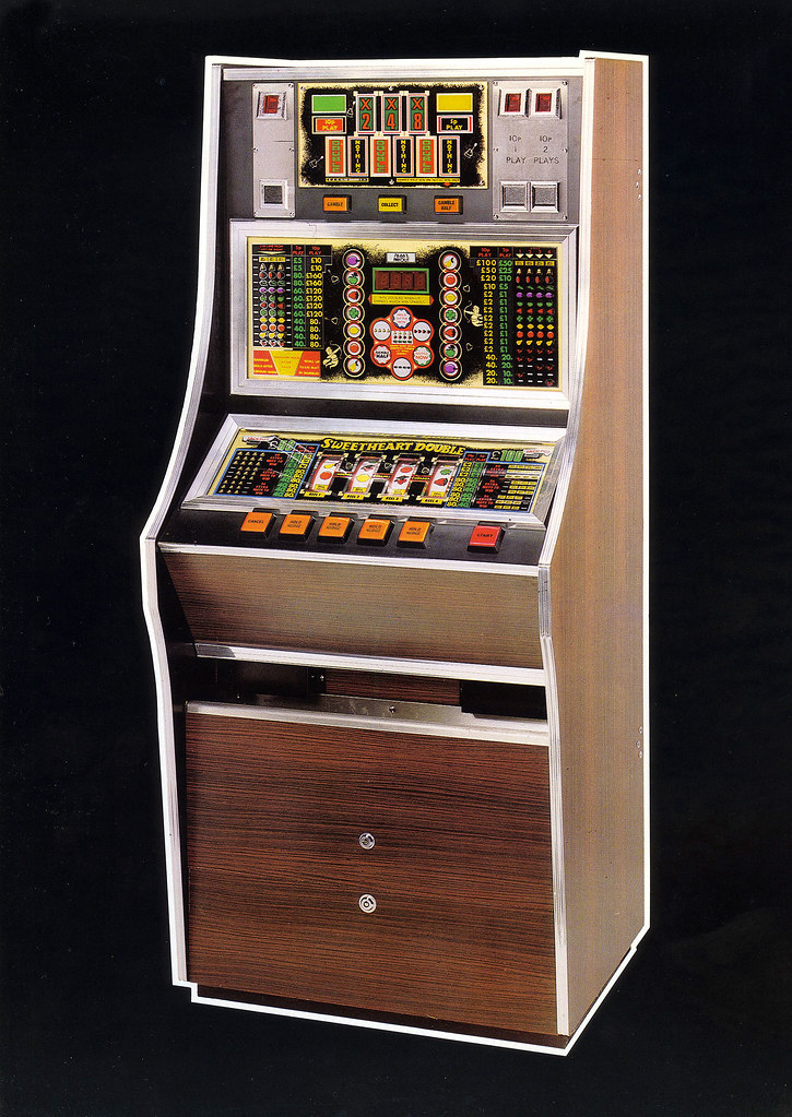 play jolly beluga whales online