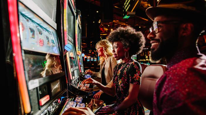 dolphins pearl deluxe app