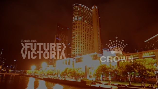 $5 deposit casino lady in red